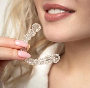 aparelho invisível invisalign